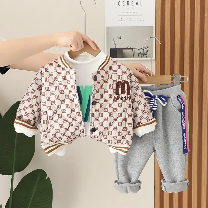 سه تیکه کاپشن شلواری m