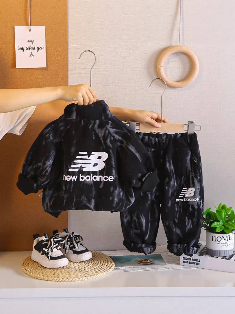 ست  سویشرت و شلوار نیم زیپ کد محصول 1490