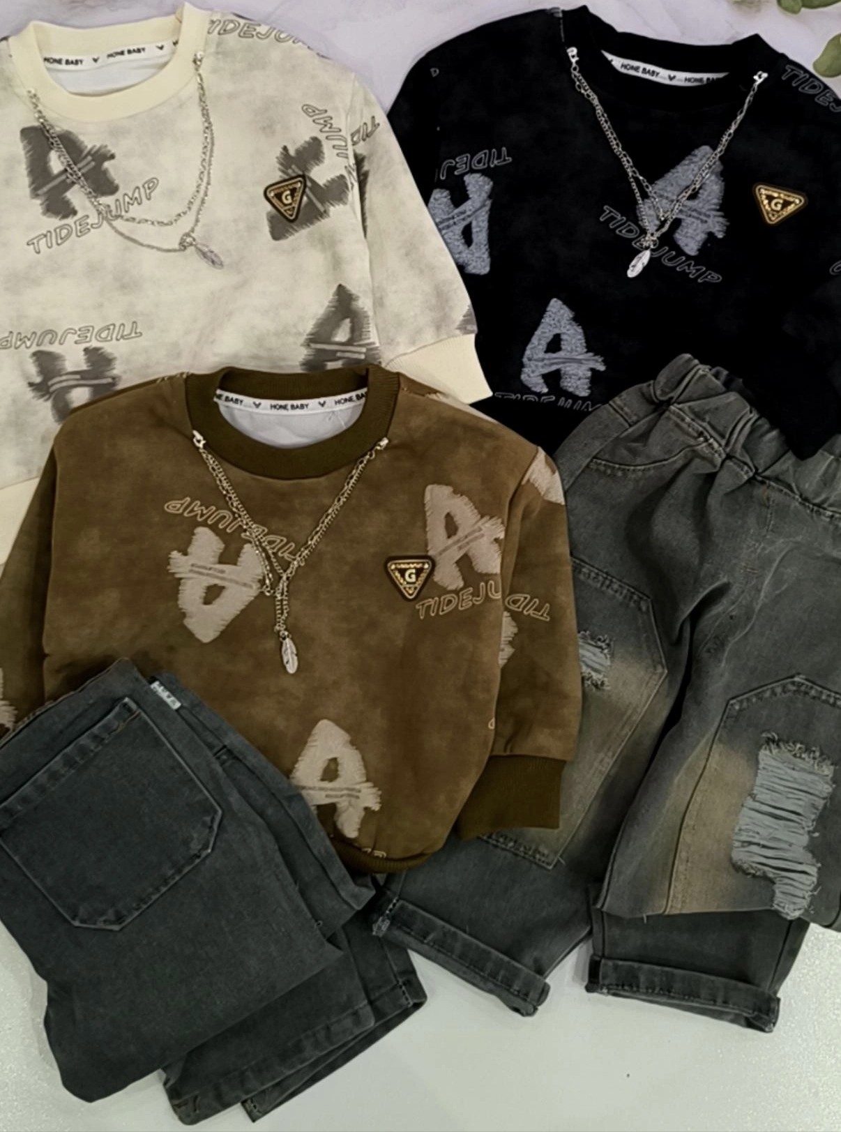 ست بلوز و شلوار حروف کد محصول 1444